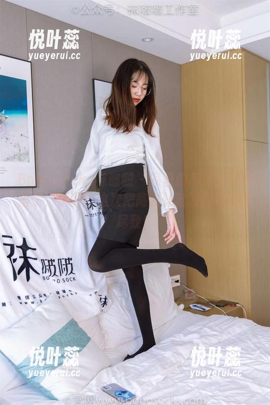 BoBoSocks袜啵啵 - 家里的高清又要开播了，小甜豆这次把高跟长靴发挥得淋漓尽致！