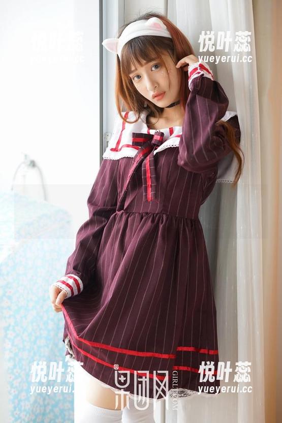 GIRLT果团网-周大萌 GIRLT果团网 - 最新泳衣作品中,周大萌的每个细节都是神秘的邀请函。