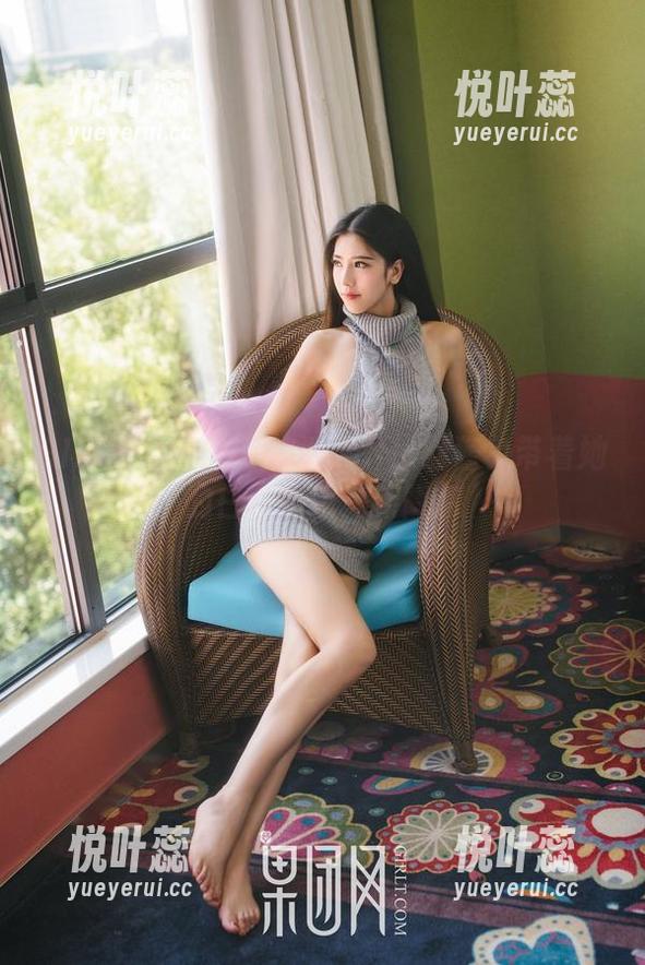 GIRLT果团网-酸酱兔 GIRLT果团网 - 脑洞大开!酸酱兔带着她的白色图包更新降临