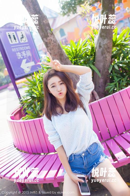 IMiss爱蜜社 - 校服的另一种打开方式——果儿Victoria的写真带你重温学生岁月！