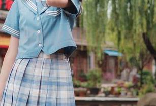 喵糖映画推荐的这组图片，精选的萝莉裙少女，看得我心里乐开了花。