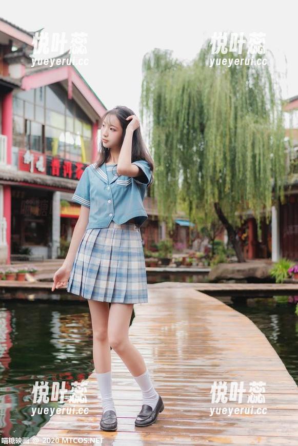 喵糖映画推荐的这组图片，精选的萝莉裙少女，看得我心里乐开了花。
