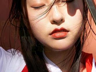 MiiTao蜜桃社 - 缇娜美Tinami泳衣写真分享，老师教过的“水下呼吸法”特效生动呈现！