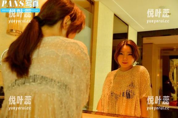 PANS - 哦，建议不要在“沁沁办公室”的免费照片里找工作灵感！