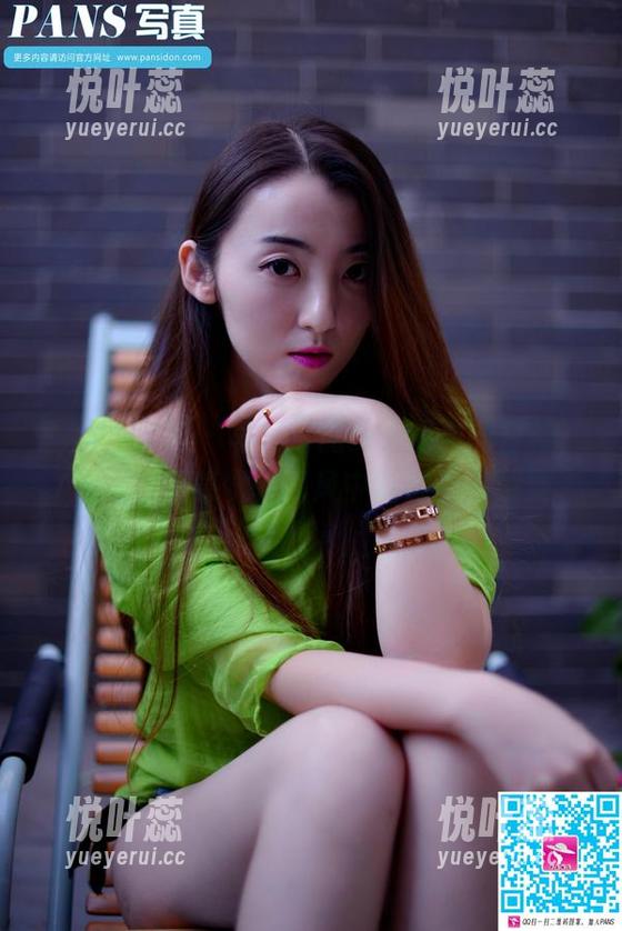 PANS写真 - 写真作品：小甜甜的白裙，飘起来的感觉像是风中跳舞的小精灵