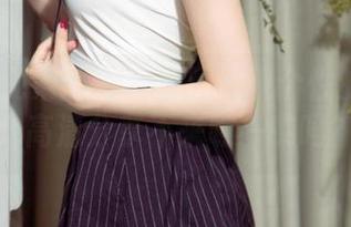 UGirls尤果网 - 有眼镜展现个性的倪叶腾，高清分享不来瞧一瞧吗？