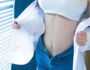 UGirls尤果网 - 白裙下的王尔琳，究竟是甜还是腥？图集与资源一併奉上！