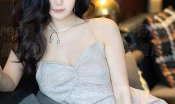 Xiuren秀人网 - 唐安琪的唱诗班老师角色，福利图集带来了啥？一言难尽，尽在不言中。