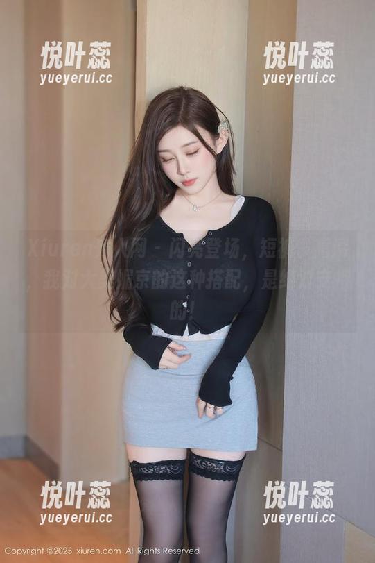 Xiuren秀人网-大美媚京 Xiuren秀人网 - 闪亮登场,短裤、高清,我对大美媚京的这种搭配,是绝对支持的!