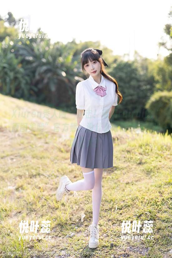 Xiuren秀人网-瑞瑞ruirui Xiuren秀人网 - 直击!瑞瑞ruirui的“原图美腿”官方照,没什么好隐藏的,光明正大!