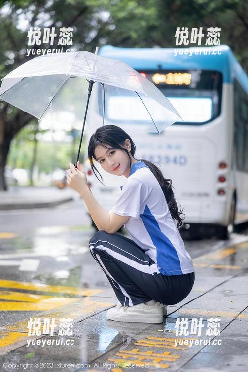 Xiuren秀人网-白露小猪 Xiuren秀人网 - 迷人的高清:白露小猪的女王专辑,气势真心不一般