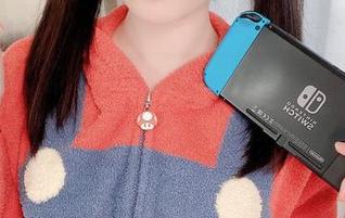 看shimo霜月的教室写真和图包，瞧瞧那些并不明显的引导，促使你不断回味。