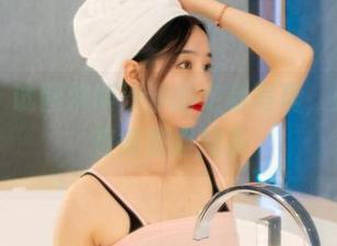 丽柜 - 试图解读汐汐的定制写真，颜丝竟变得有趣起来