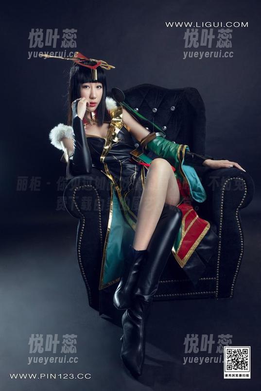 丽柜 - 你见过如此妖娆的厨娘吗？不妨免费下载由美的厨艺小课堂。