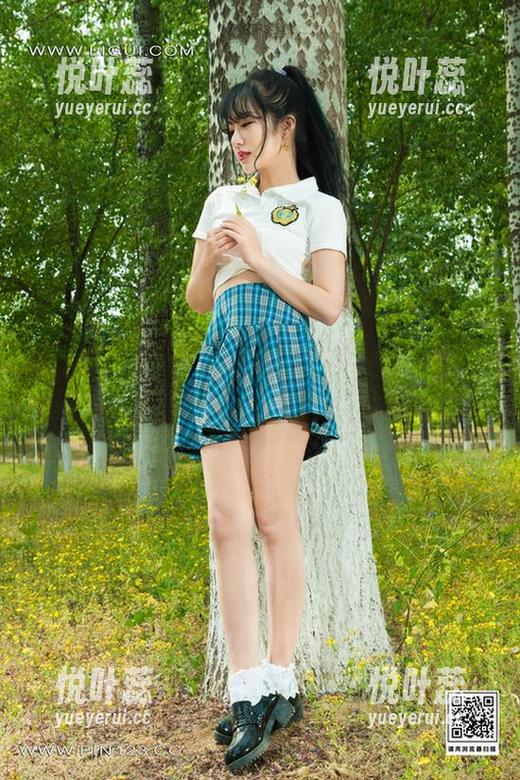 丽柜ligui - 在这田园丽影中，甜甜缓缓地走来了！下载你的乡村梦一试身手！