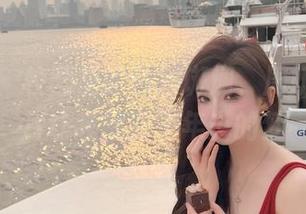 微密圈 - 校园里的色彩斑斓，周妍希的照片让我想到了年少的梦