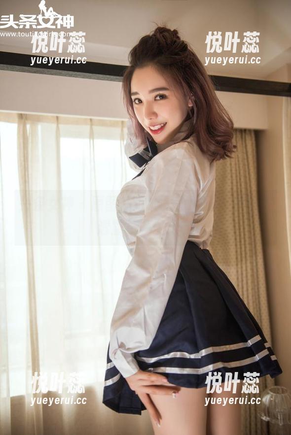 头条女神 - 原图探讨的是小晴子，教室却透露更多的无奈