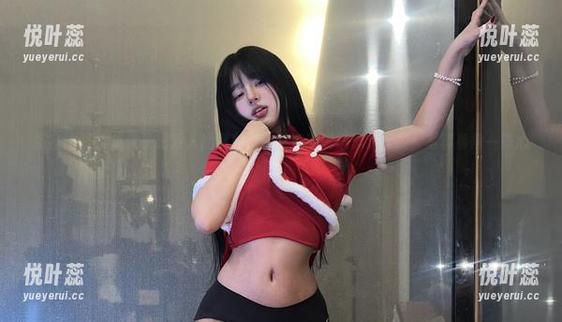 微密圈 - 小优优子把双人的那种微妙关系展现得淋漓尽致，写真看得一阵心痒。