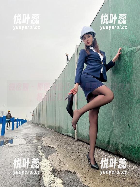 微密圈 - 原图大公开：就是阿朱啊穿皮衣，福利比狗粮还让人入神。