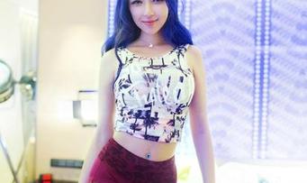 推女郎 - 美足VS美图：吻熙告诉你，哪个更能引人疯狂！