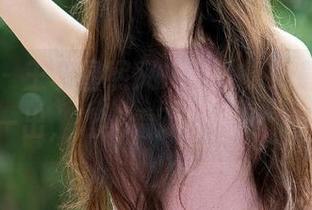 推女郎 - 王根星熙又来了，夏天最新写真一出，让人看了直想批评。