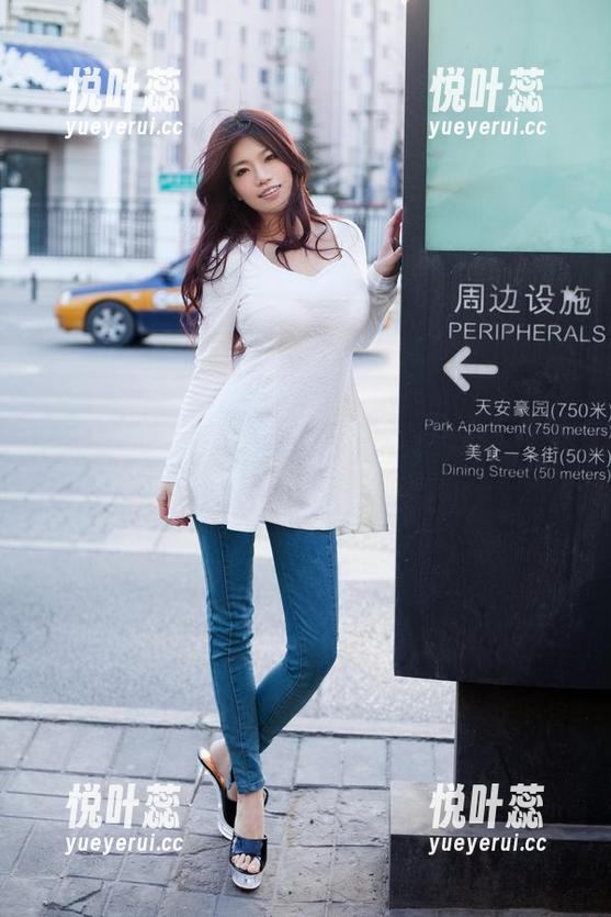 推女郎 - 看黄可的镂空作品，分享一份艺术的隐秘美。