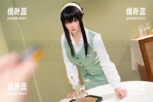 为什么星之迟迟的护士写真那么诱人？因为看完就能免费预约心灵卫生师！