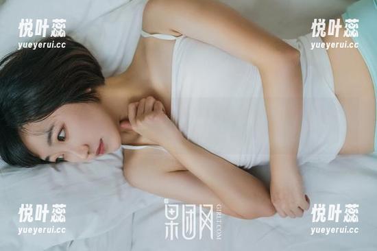 果团网-蜜桃Q妹儿 果团网 - 分享蜜桃Q妹儿的死库水画像,看完心里不知怎么回事就是不平静!