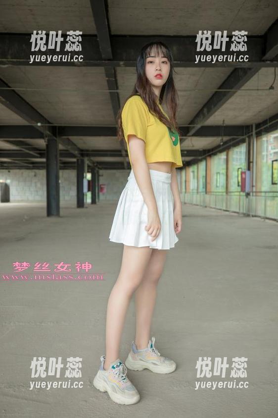 梦丝女神 - 刘诺：在天使的高清海洋里，随便下载，别趁机打包我哦！