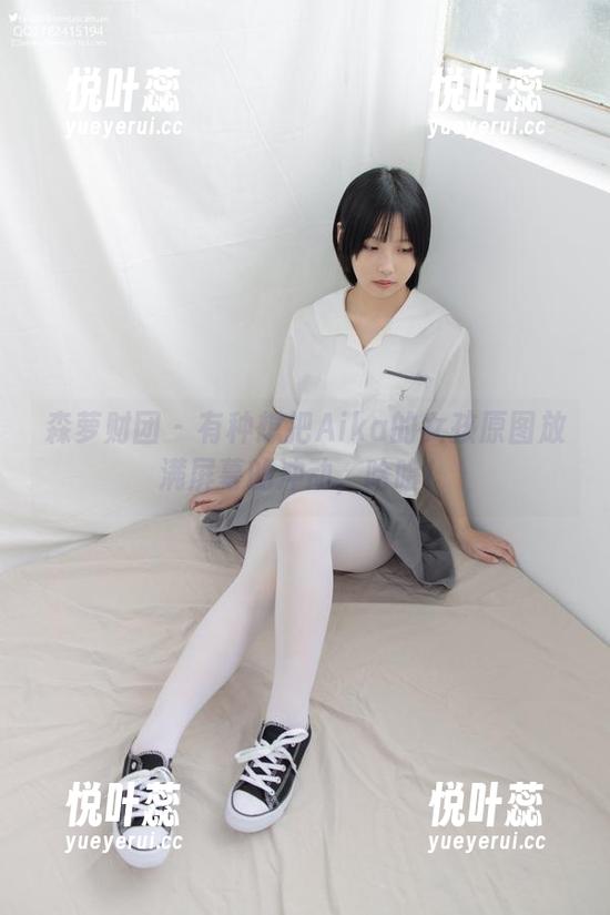 森萝财团 - 有种想把Aika的女孩原图放满屏幕的冲动，哈哈！