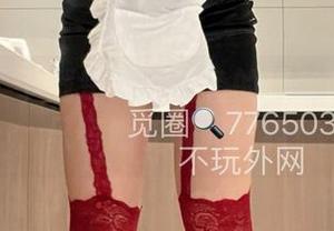 微密圈 - 下载楚楚不吃鱼的黑丝高跟套图，只有她能如此优雅！