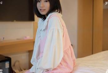模范学院 - 图包里的体操梦，久久Aimee的体操服让我想当她的粉丝！