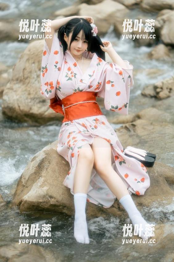 樱井宁宁的睡衣美图，连床都忍不住要给她打call！