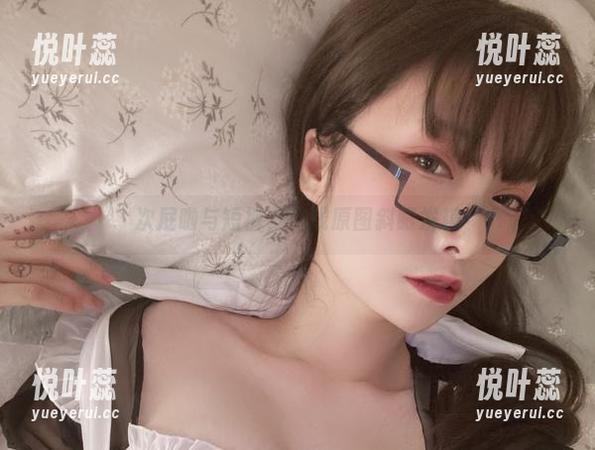 次屁啦与短裤，在线原图斜眼发糖