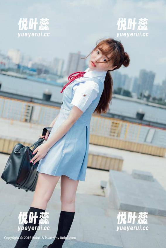 波萝社-柳侑绮 波萝社 - 与其说这图是一种清纯,不如说是柳侑绮的影子在我心里轻舞