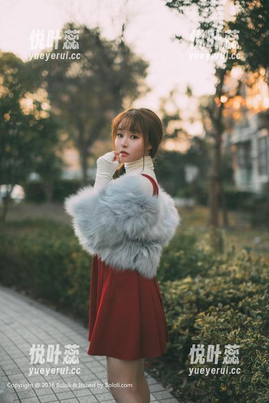 波萝社 - 柳侑绮，全套图包，细节满分！这真的是个养眼的选择…