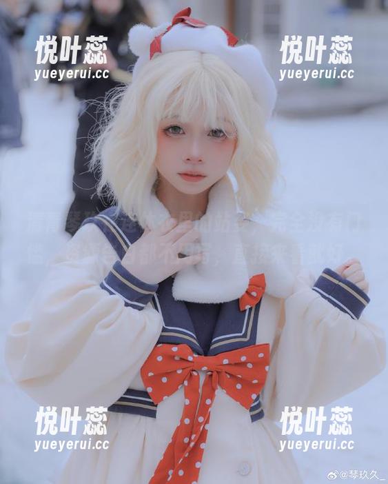 清青琴玖在连体衣里的站姿，完全没有门槛，资源告白都不用写，直接来看就好。