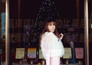 爱蜜社 - 萌琪琪Irene的比基尼新作，看到这里我默默咽了口水，果然魅力无穷！