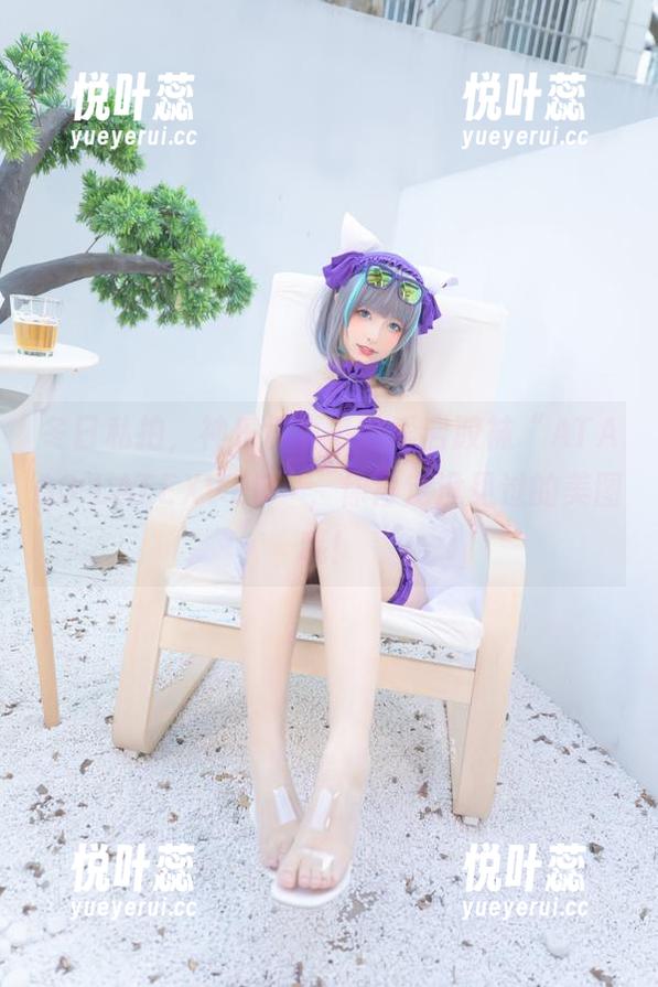 冬日私拍，神乐坂真冬的爱宕胶袜“ATAGO-LATEXVER”，你肯定没见过的美图哦！