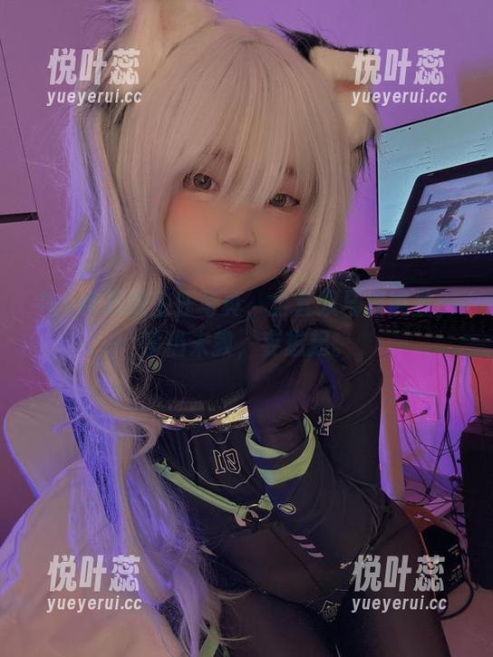 神沢永莉班主任写真，全套双马尾黑丝，学仍未教，妄想起。