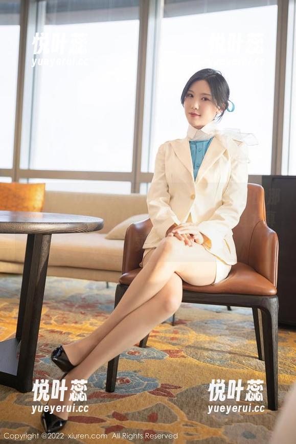秀人网 - UU酱没事儿把自己当成女神的那个样子，原图好像也没啥问题，就是太真实。