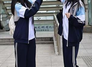 秀人网 - 这组高清夏日写真，我真心觉得娜比无意中成了冻酸奶的代言人，太可爱了！
