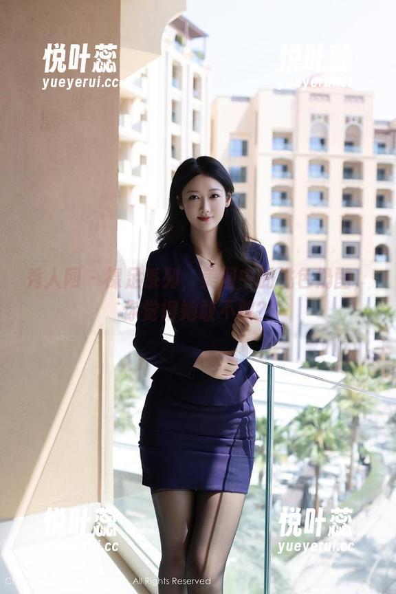秀人网-桃色奶酪 秀人网 - 裸足系列,美图中的桃色奶酪,你觉得她敢不敢?