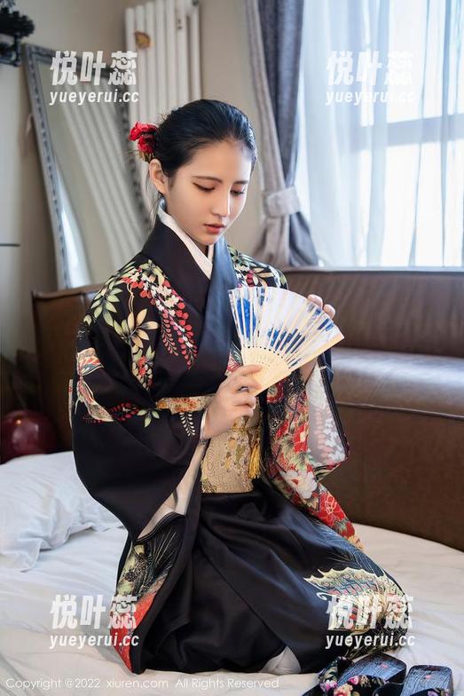 秀人网-葛征Model 秀人网 - 踏上修女之路,与葛征Model在线分享那些心动的图片!