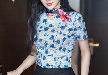 秀人网 - 蕊蕊ruirui的在线独家图集：秘密其实就是我的表情包～