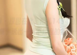 秀人网 - 原图在此，雨儿1494的美脚全集，透出一丝不经意的魅惑…