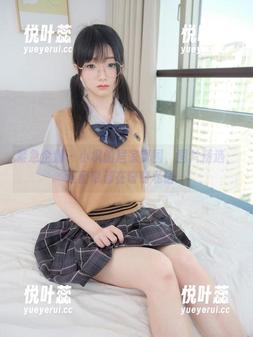 紧急企划-小枫 紧急企划 - 小枫的居家氛围,图片精选,连窗帘都在窃窃私语。