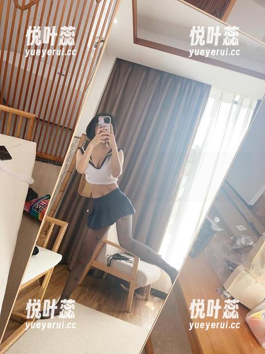 微密圈 - 神奇的水手裙套图：胜利的小生活让每一帧都想扬帆起航