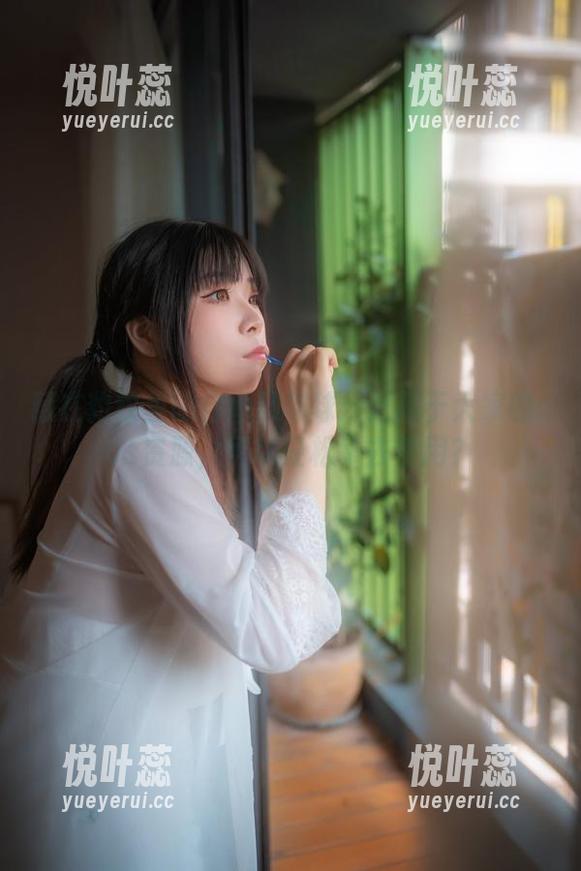 藏在豹纹里的自闭颜球球：这属于大家的cos资源，可以轻松拿去使用？