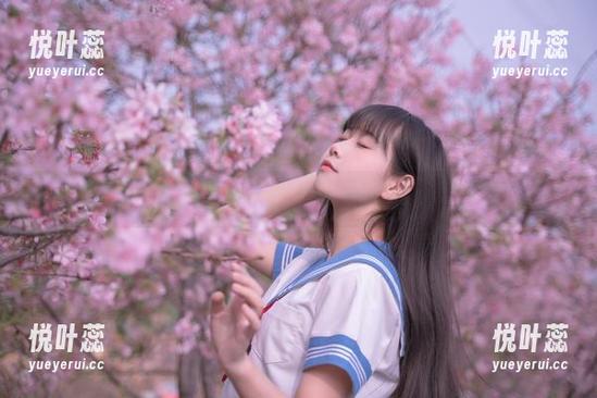 分享萌芽儿o0的镂空写真集，惊艳还是失望，结果自有定论！
